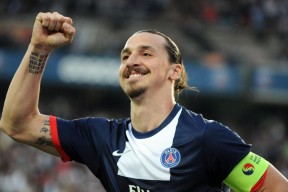 AYX爱游戏中国-意大利足球比赛采取新的规则，得到球迷支持，意大利足球足球