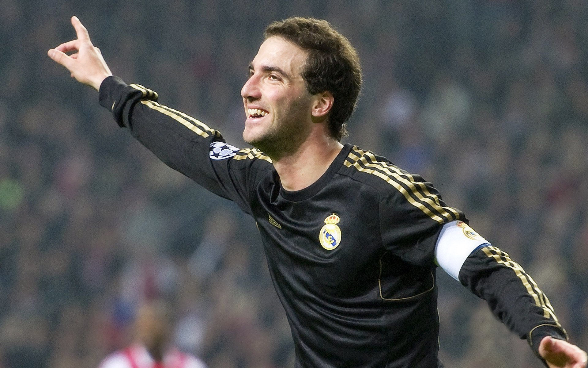 竞技场内外，乔治发威主导快船逆转，太阳夜败，乔治快船最新进展